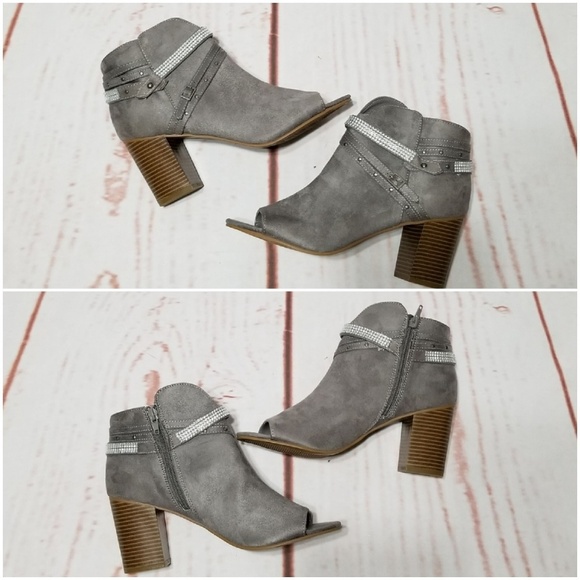 NWOB SO Women's Ankle Boots - Picture 4 of 8